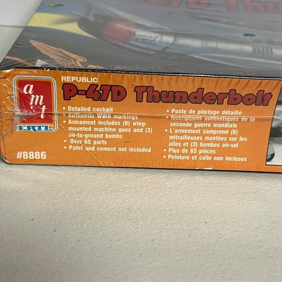 AMT Ertl P-47D Thunderbolt Model Plane Kit 1:48 scale Model 8886 1990 Sealed Box - Picture 11 of 11